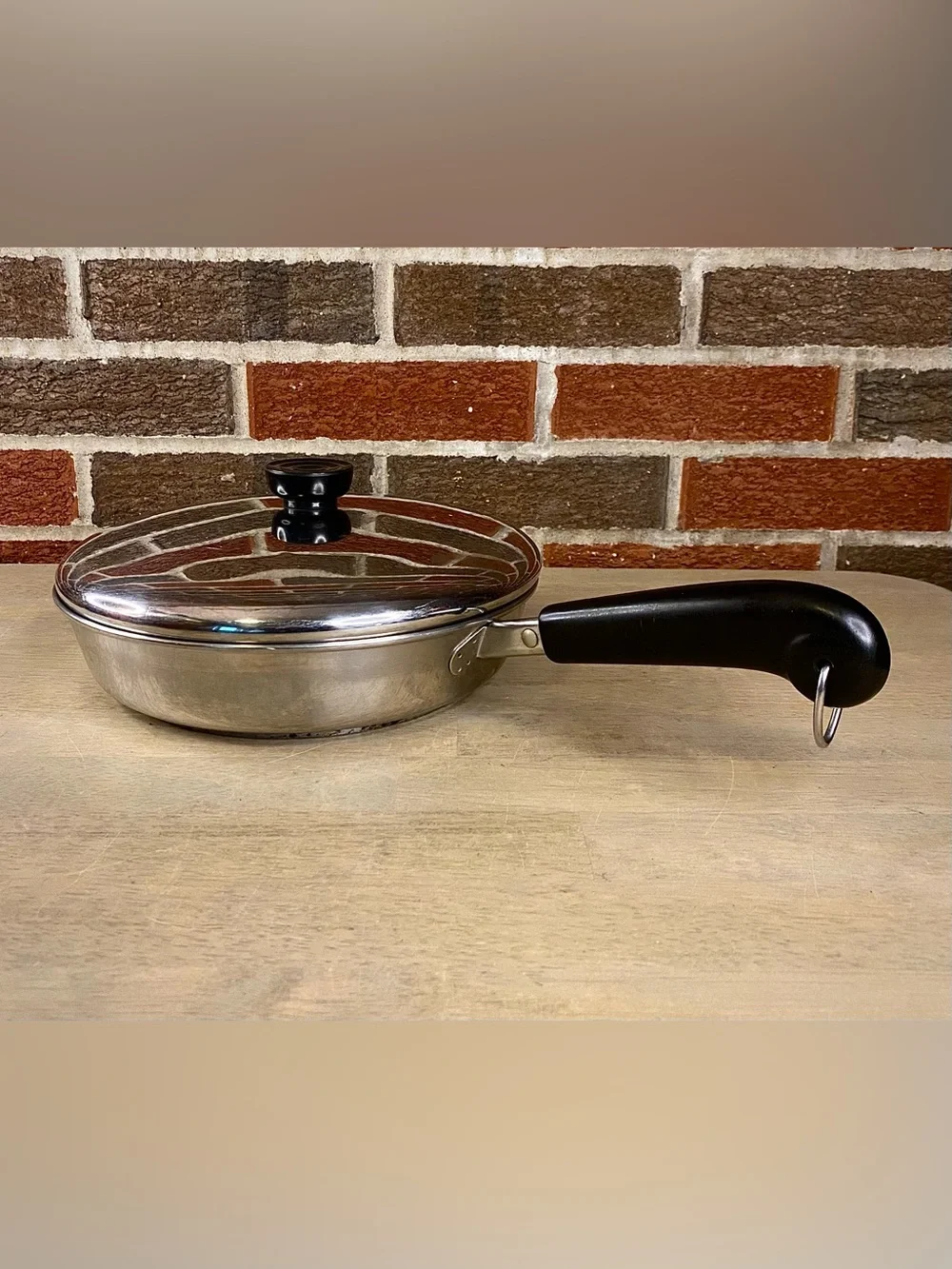 REVERE WARE 23 CM‎ 9